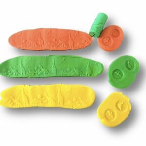 obtiskovaci_valecek_dinosauri