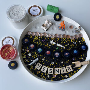 smyslovy-box-vesmir