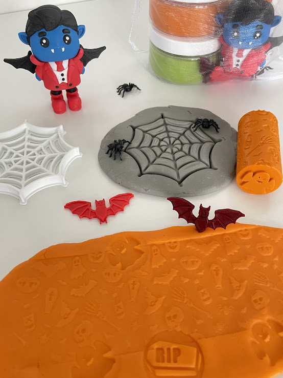 modelinova sada upir 4