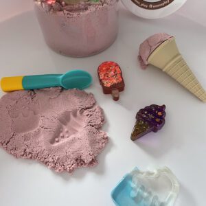 smyslova-tuba-kineticky-pisek-zmrzlina