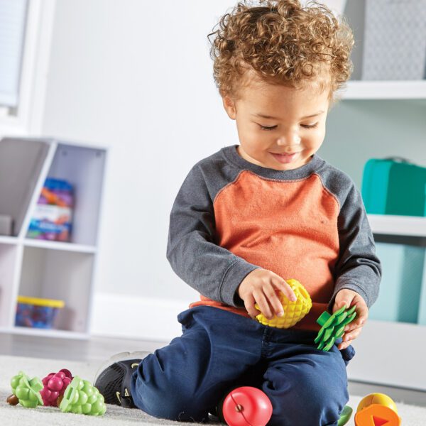 6715 S n L Fruit Shapers Boy2 web