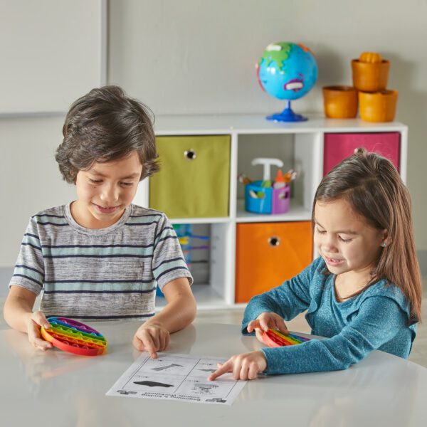 95429 Alphabet Bubble PoppersSix8 WEB 1