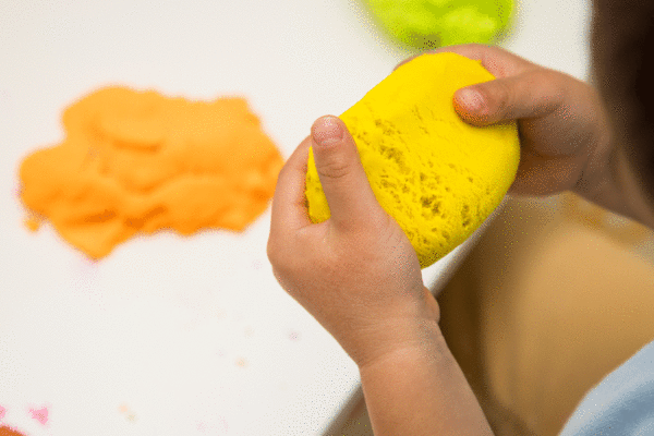 2230 PF 8pack lifestyle HandsAnimated 1 scaled