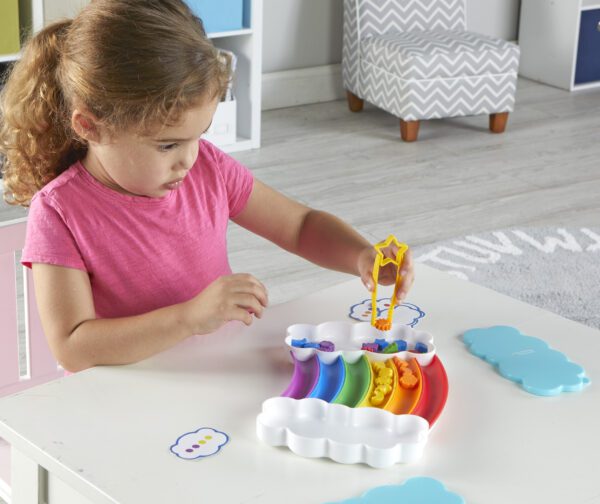 3378 Rainbow Sorting Tray Girl web