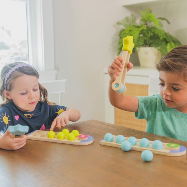 EI 1406 CountMatchWoodenSet Lifestyle 46 web 1