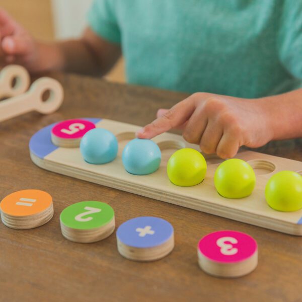 EI 1406 CountMatchWoodenSet Lifestyle 83 web 1