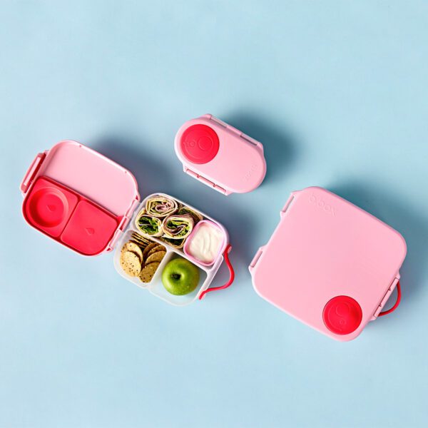 Flamingo fizz lifestyle 3