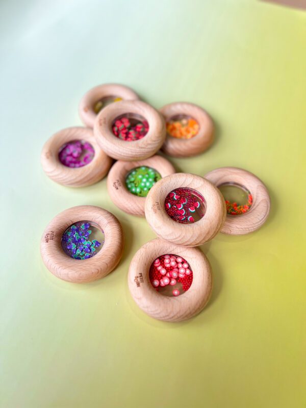 eng pl Petit Boum Sensory Rattle Tomatoes 348 6