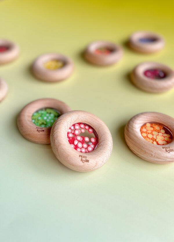 eng pl Petit Boum Sensory Rattle Tomatoes 348 7