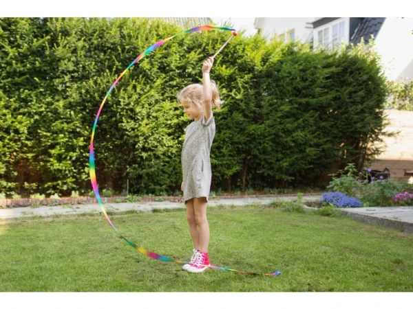 tanecni-stuha-s-hulkou