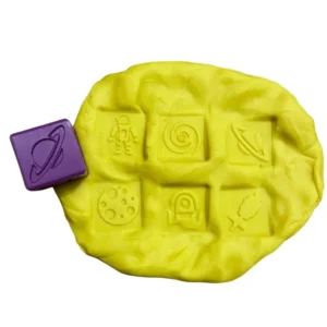 obtiskovaci-kostka-vesmir