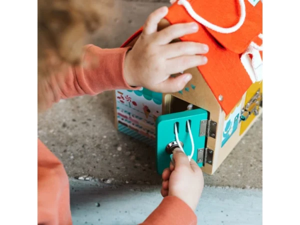 LILLI 83263 dreveny domek se zamky 13