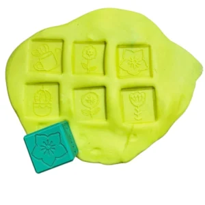 obtiskovaci-kostka-kvetiny