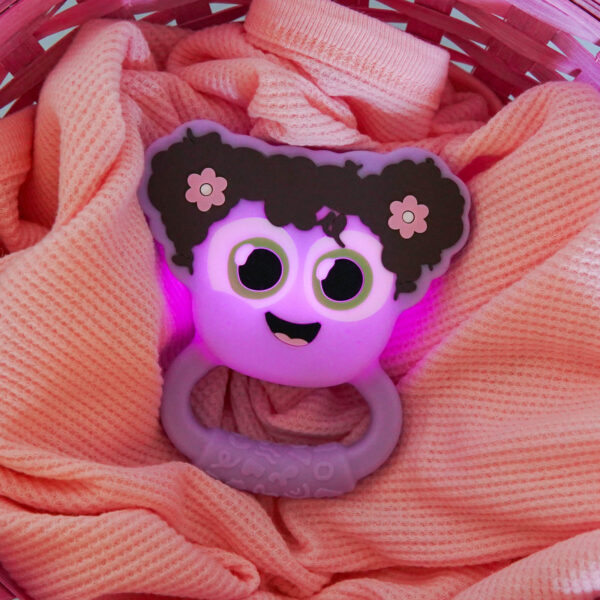 eng pl Glo Pals rattle teether glowing in the dark motion activated Lumi purple 290 5