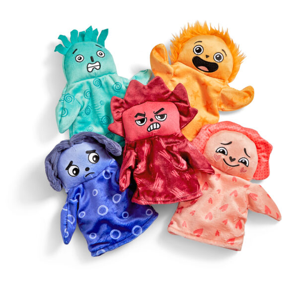 97394 FF Hand Puppets Group 1 Web 1